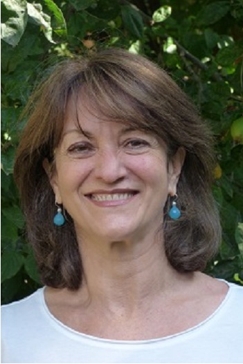 Abbaszadegan, Lily