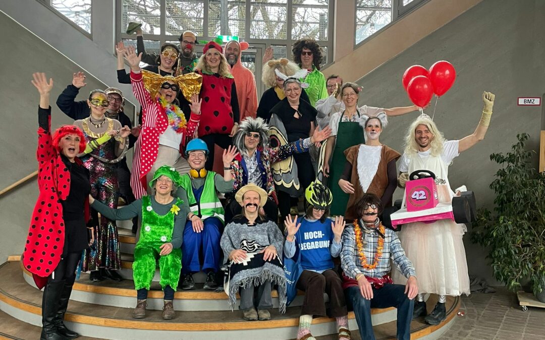 STIMMUNG! KARNEVAL IN UNSERER SCHULE