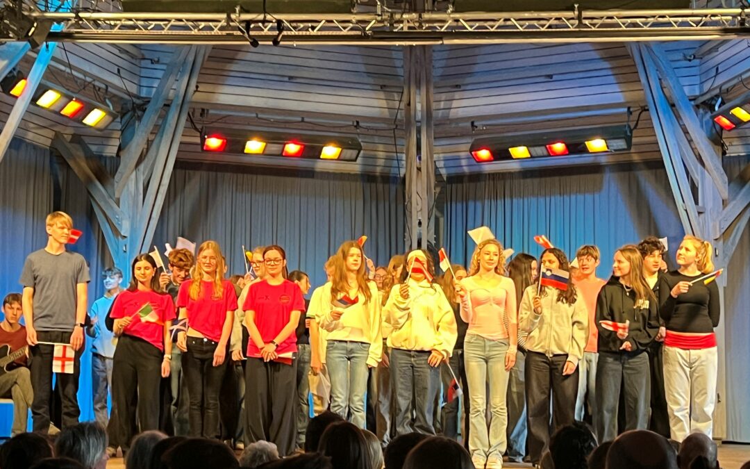 IMPRESSIONEN UNSERER MONATSFEIER!