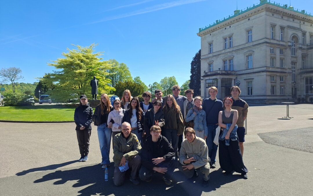 “GESCHICHTE ERLEBEN”. EXKURSION ZUR VILLA HÜGEL 