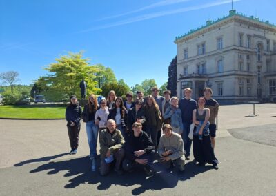 “GESCHICHTE ERLEBEN”. EXKURSION ZUR VILLA HÜGEL